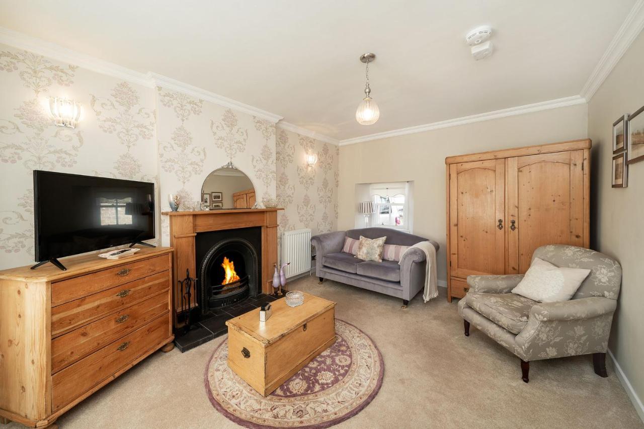 Thrums Cottage Kirriemuir Extérieur photo